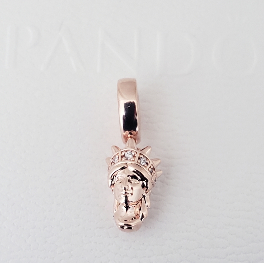 🗽 Authentic Pandora ROSE LIBERTY DANGLE CHARM - Picture 9 of 11